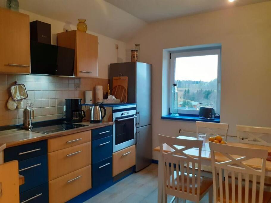 Schoene Und Ruhige Ferienwohnung In Ottendorf Sebnitz Exterior foto